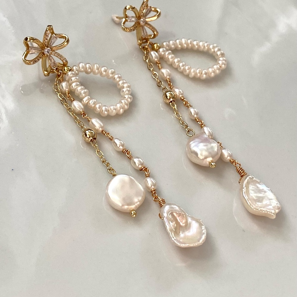 E20-Handmade High Luster Baby Pearl &Keshi Pearl Dangle Freshwater Pearl Earring - Picture 3 of 6